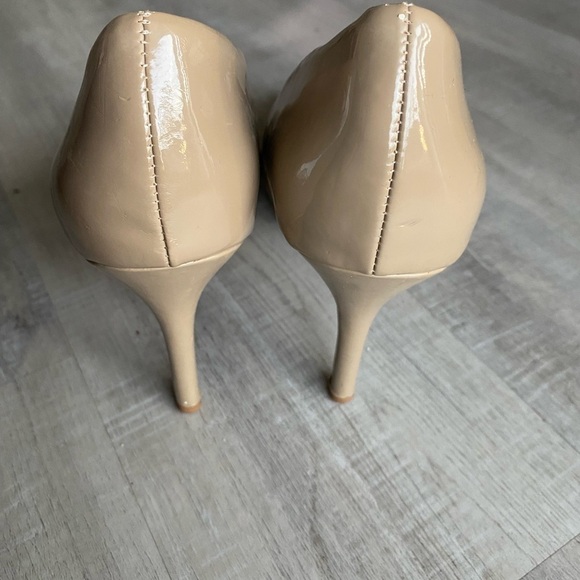 Merona tan pumps | size 10 - Picture 6 of 6